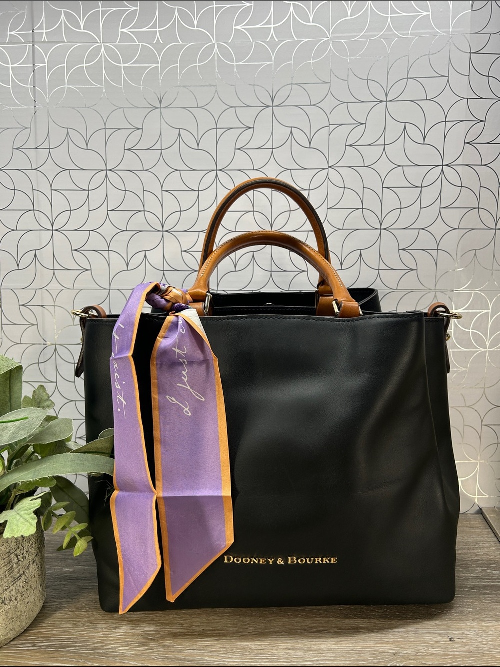 9357 Dooney & Bourke City large Barlow satchel smooth European leather 271959357
